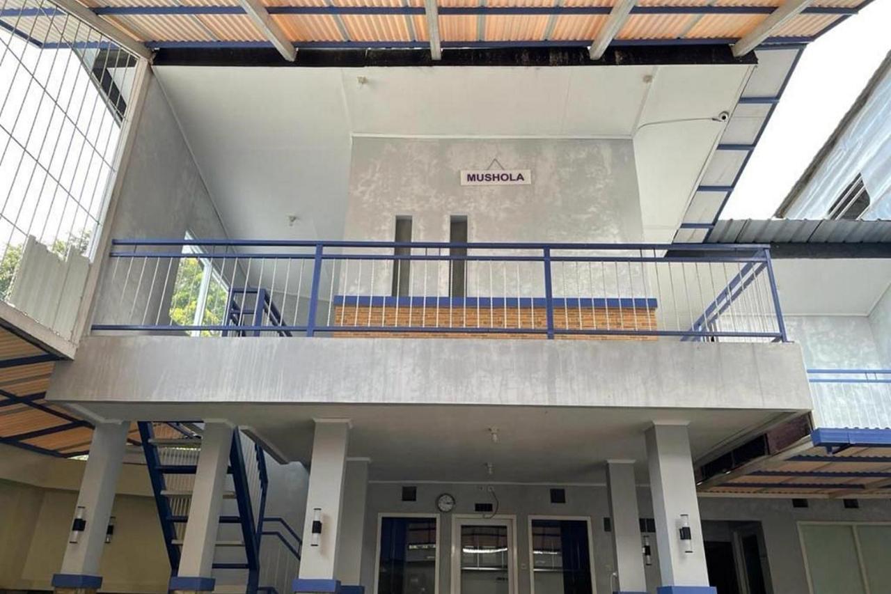 Villa Syariah Citeko Mitra Reddoorz ボゴール エクステリア 写真