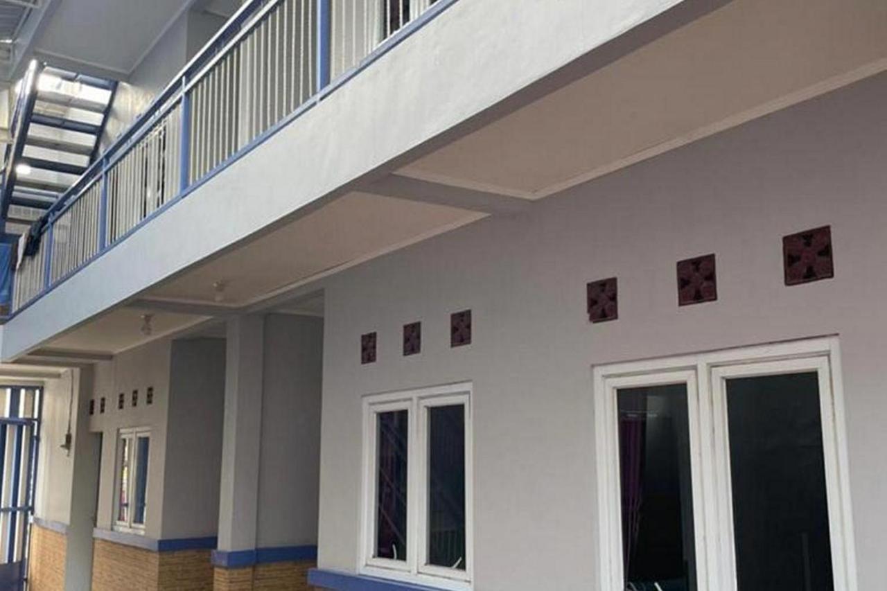 Villa Syariah Citeko Mitra Reddoorz ボゴール エクステリア 写真